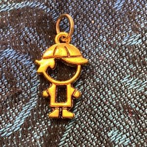 5/$10❤️❤️❤️NWTs Brass Boy Charm